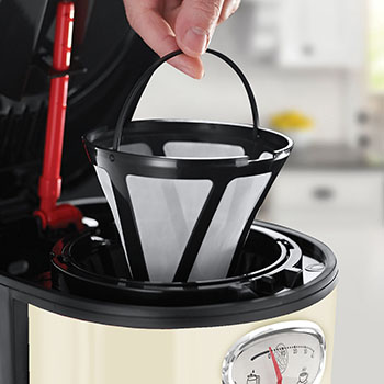 Retro Style 8-Cup* Coffeemaker | Cream & Stainless Steel